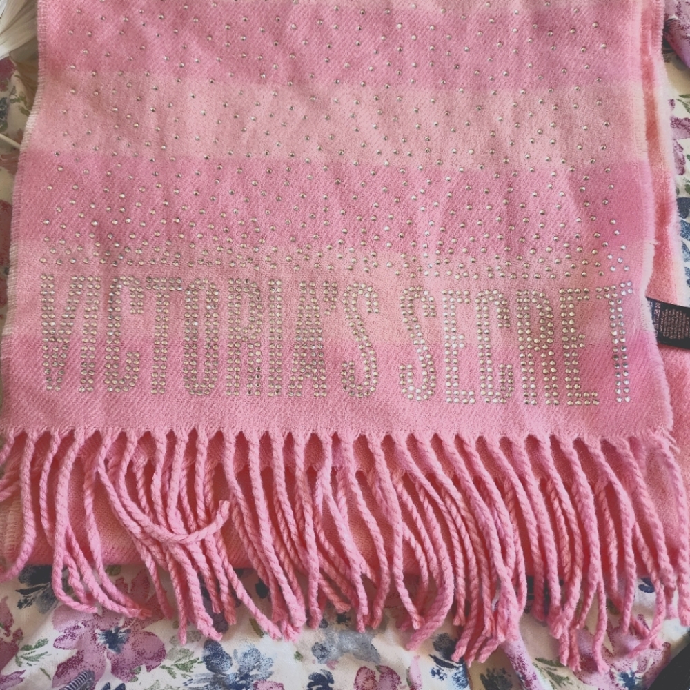 Victoria's Secret scarf